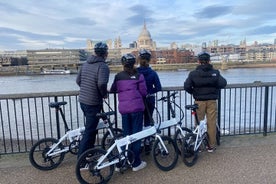 Passeio de bicicleta elétrica em Londres e mercado municipal