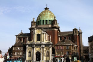 Photo of beautiful church in Han-sur-Lesse, Belgium