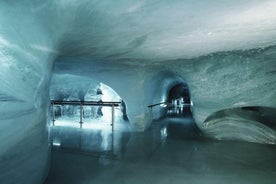 Excursion de 2 jours sur le Jungfraujoch, le sommet de l'Europe au départ de Zurich : Interlaken ou Grindelwald