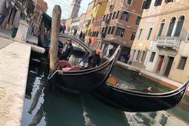 Tour privado a pie exclusivo por Venecia y Murano (4 horas). No combinamos grupos