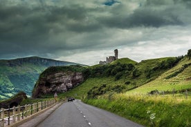 Northern Highlights Full-Day Guided Tour in Northern Ireland