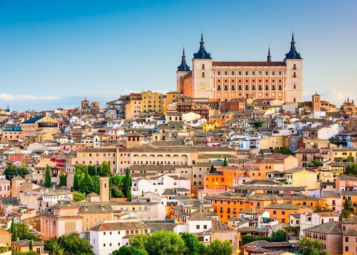 10. Go on a Scenic Road Trip Through Toledo and Beyond