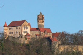 Excursion combinée au départ de Francfort vers l’ancien fort romain et le château de Ronneburg