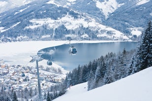 Village of Velden at lake Worther See in Carinthia,Austria.