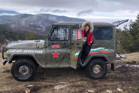 Halbtägiges Jeep-Safari-Abenteuer in Velingrad