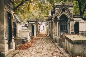 París: Frægar Grafir í Père Lachaise Kirkjugarðinum Leiðsöguferð