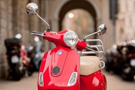 Vespa Motorcycle rental in Florence