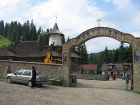 Petru Vodă Monastery