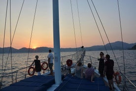 Sunset Gulet Cruise omfatter middag og shopping fra Marmaris