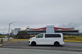 Keflavik Airport Private Transfer Round Trip