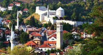 All seasons Bosnia discovery 6 days tour from Sarajevo. UNESCO sites. Nature. Architecture. History. Cuisine. Slow travel