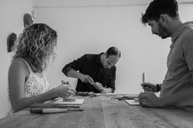 Atelier de sculpture sur bois à Santorin no1