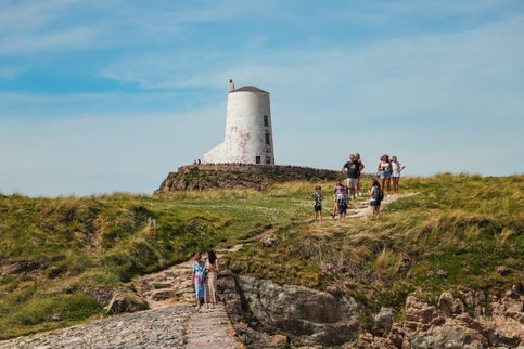 Discover Wales in June: Your Complete Travel Guide