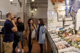 Dai un nome alla tua ricetta: tour del mercato alimentare e workshop con una Cesarina a Bari