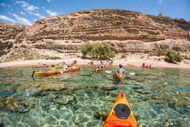 Tour en Kayak de Mar - Playa de Arena Roja (Ruta de los Piratas del Sur)