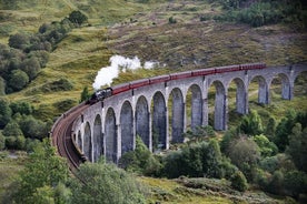 Glenfinnan Viaduct & The Great Glen privat tur fra Inverness