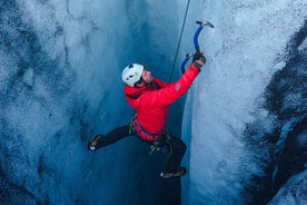 Privat isklatring og gletsjervandring på Sólheimajökull