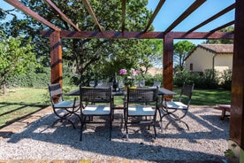 Ca' le cerque, villa surrounded by the Marche nature