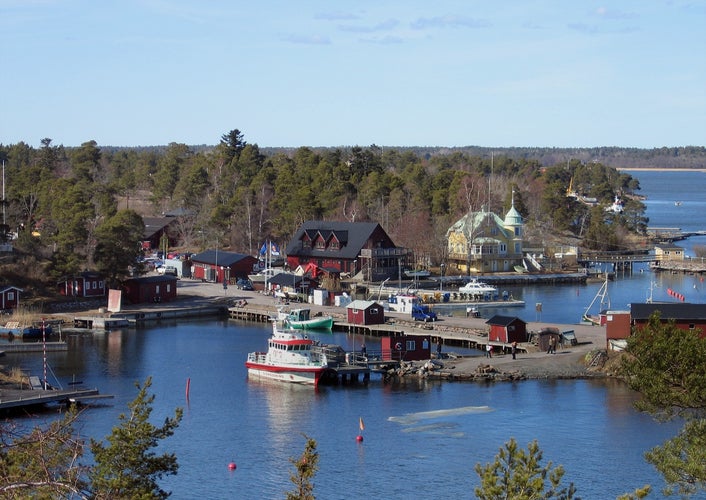 Arkösund, Sweden, April 2006. Taken by Gustavb .