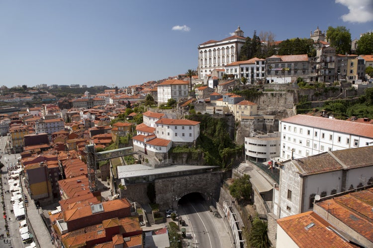 Episcopal Palace in Porto.jpg