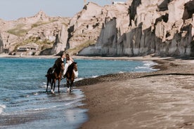 Experiencia privada de equitación en Santorini