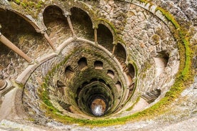 E-lippu Quinta da Regaleiraan audiolla ja Sintran kaupunkiäänellä