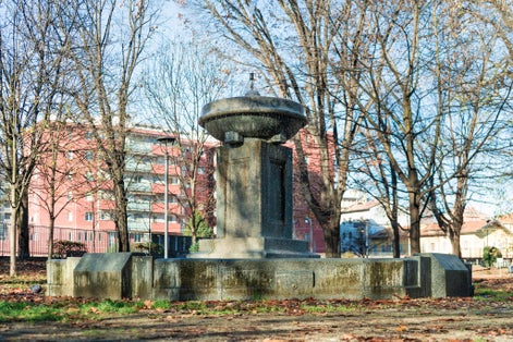 Photo of The fountain in the community garden of Villa Zorn, in Sesto San Giovanni, Italy.