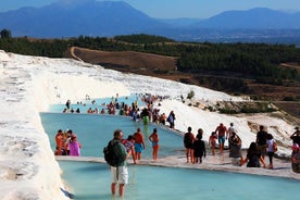 Pamukkale ja Hierapolis Koko päivän opastettu kierros Fethiyestä