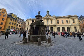 Stokkhólmur: Leiðsögnuð ferð um Gamla Stan með möguleika á Fika