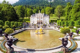 Re Ludwig Castles Neuschwanstein e Linderhof Tour privato da Innsbruck