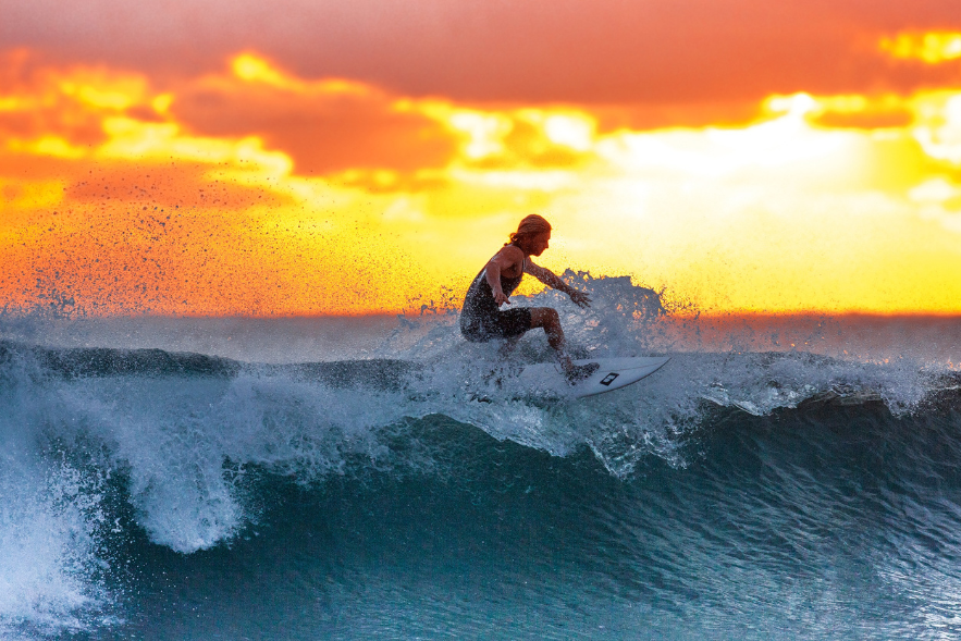 Surfing in Madeira.png