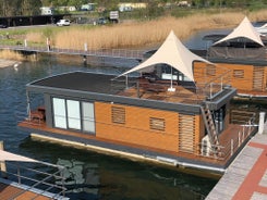 Schwimmendes Ferienhaus Robby II