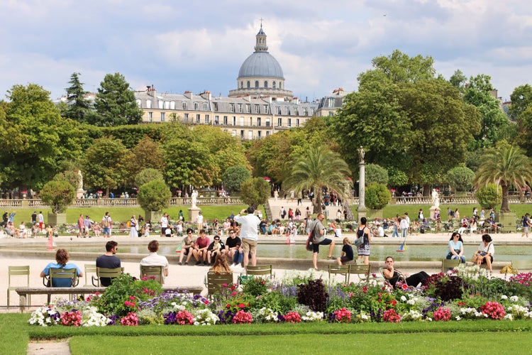 People in the Luxembourg Gardens, public French gardens of the Luxembourg Palace.jpg