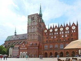 Photo of scenic summer view of the Old Town architecture with Elbe river embankment in Dresden, Saxony, Germany.