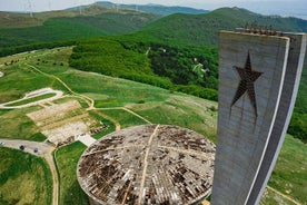 Visite du patrimoine communiste - Buzludzha et la puissance de l'aviation du bloc de l'Est