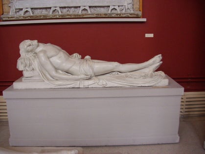 photo of view of F John Hogan Dead Christ Crawford Municipal Art Gallery Cork.jpg, Cork, Irland.