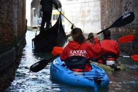 60' Hurtig kajaktur i Venedig med guide