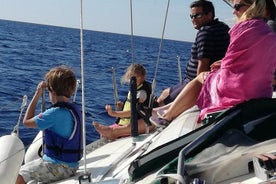 Dagtrip snorkelen en zeilen langs Griekse kust met lunch