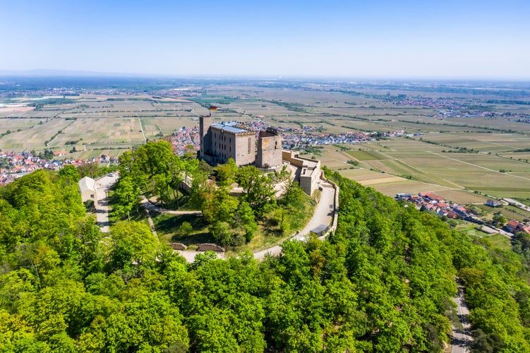 Luftaufnahme, Deutschland, Rheinland-Pfalz, Neustadt an der Weinstrasse, Hambach, Hambacher Schloss,Germany.