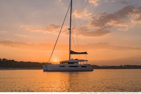 Athens: Half-Day Sunset Catamaran Cruise