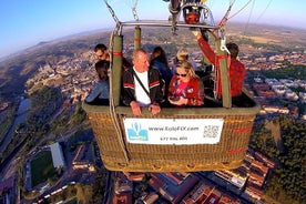 Heteluchtballon boven Toledo met optionele transfers vanuit Madrid