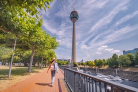 Photo of beautiful panoramic view of historic Bremen Market Square in the center of the Hanseatic City of Bremen with The Schuetting and famous Raths buildings on a sunny day with blue sky in summer, Germany.