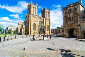 Photo of view of Gloucester Cathedral Church of St Peter and the Holy and Indivisible Trinity on a sunny day, UK.