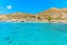 Coches de alquiler en Paroikia, en Grecia