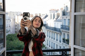 Emily in Paris Exclusive Semi-Private Guided Tour - Max 6 people