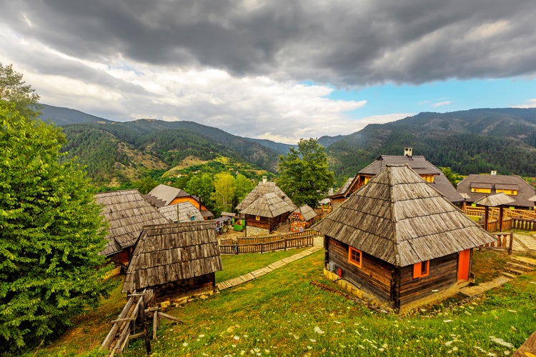 shutterstock_1121580101.jpg