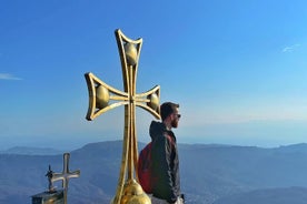 Schluchten, Höhlen und Berge 2-Tages-Tour ab Kutaisi