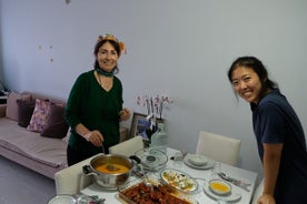 Aula particular de culinária turca com mães locais