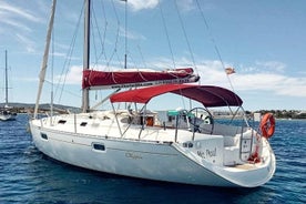 Excursion privée d'une journée en voilier à Playa de Ses Illetes