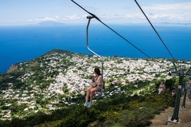  Capri: Admire a Ilha de Capri com uma experiência de teleférico!